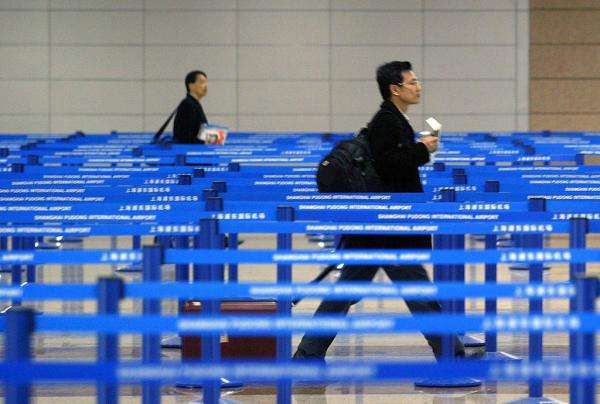 浦东国际机场开通8条进博会边检专用通道